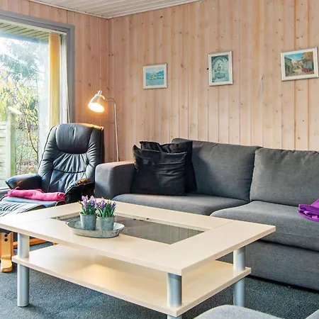 Modern Oasis In Arrild-by Traum בית נופש